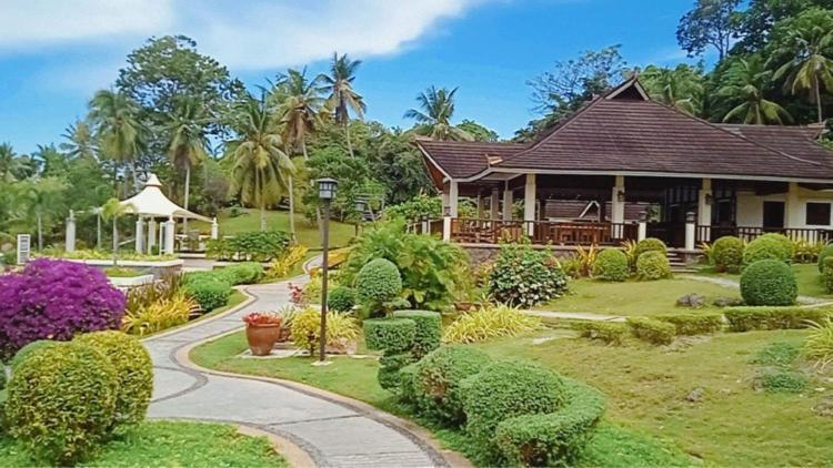 Kembali Condo Resort With Sea View Davao Экстерьер фото