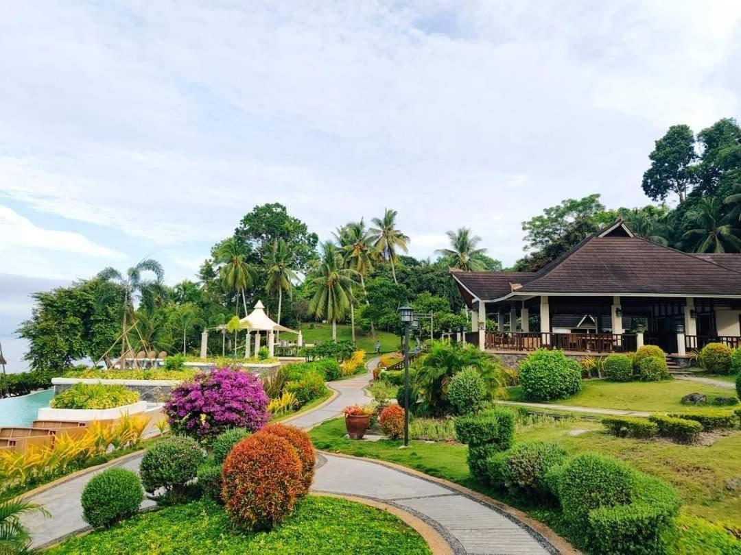 Kembali Condo Resort With Sea View Davao Экстерьер фото