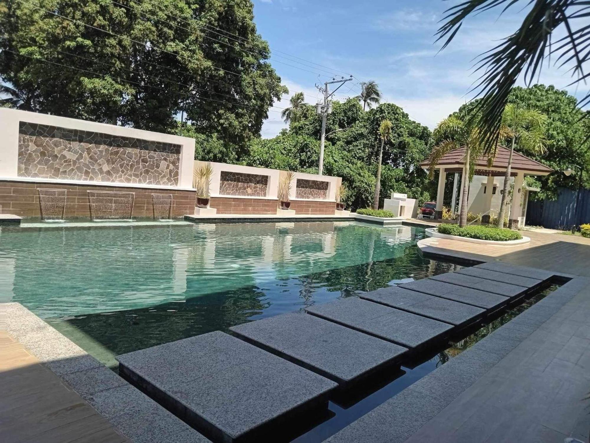 Kembali Condo Resort With Sea View Davao Экстерьер фото