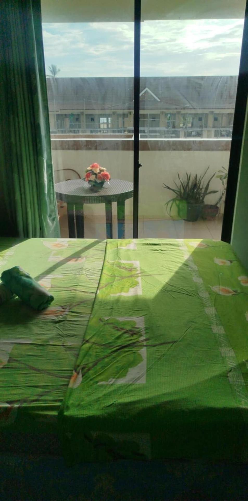Kembali Condo Resort With Sea View Davao Экстерьер фото